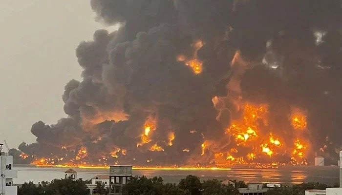 38 people killed in US airstrike on Yemen’s Ras Isa fuel port 38 people killed in US airstrike on Yemen’s Ras Isa fuel port