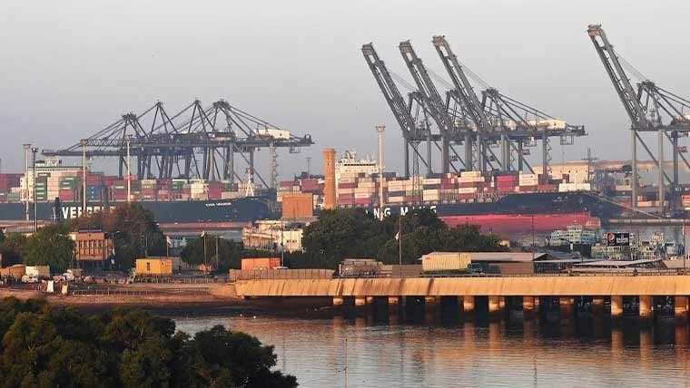 India deploys warships near Karachi, raising global tensions India deploys warships near Karachi, raising global tensions