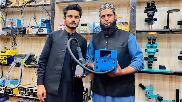 Swat-Based SMZ Institute Has Trained Over 7,000 Mobile Repair Technicians Across Pakistan Swat-Based SMZ Institute Has Trained Over 7,000 Mobile Repair Technicians Across Pakistan